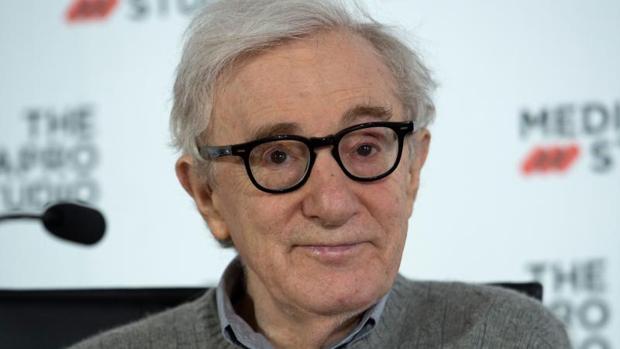 El director Woody Allen en una rueda de prensa en San Sebastián