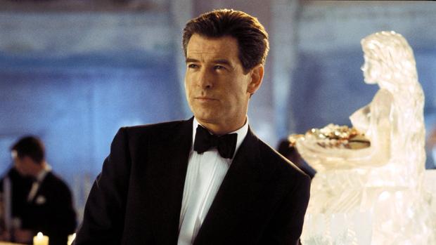 Pierce Brosnan ha lucido el traje de James Bond en cuatro ocasiones