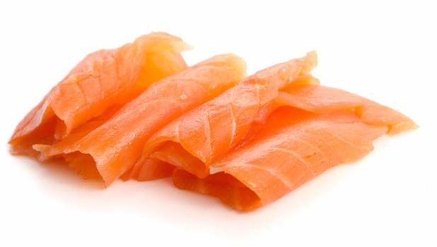 La EFSA ha informado de un brote de listeria en cinco países por salmón y trucha ahumada procedente de Estonia