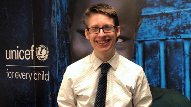 Ethan Lindenberger, hijo de dos antivacunas, decidió vacunarse cuando cumplió 18 años