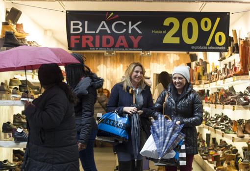 Las zapaterías se suman a la promoción