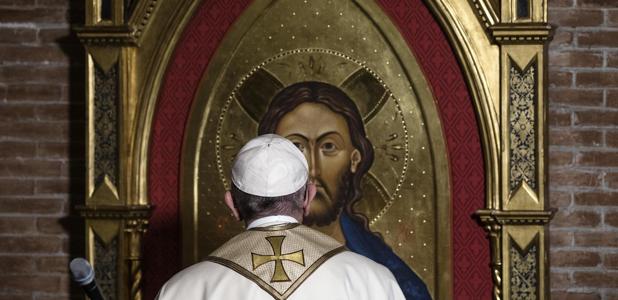 El Papa Francisco, ayer, en la primera visita de un Pontifice a una iglesia anglicana en Roma