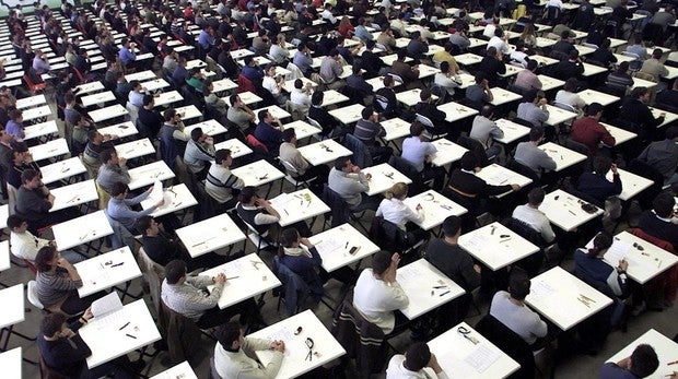 Los cuadros de exclusión de los empleos públicos evitan que millones de personas puedan opositar