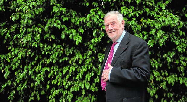 El paleontólogo Yves Coppens