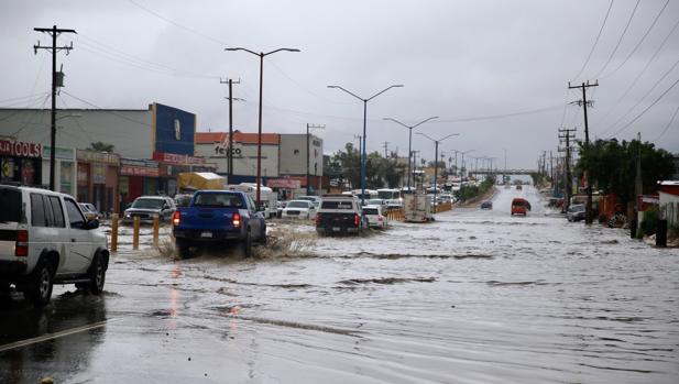 Vista general el pasado viernes de las inundaciones por el paso de la última tormenta tropical en la zona, Ivo, en la ciudad de Los Cabos, en el estado de Baja California (México)