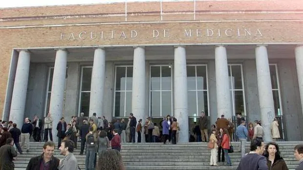 Facultad de medicina de la Universidad Complutense de Madrid