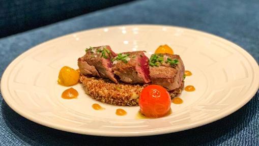 Tataki de atún con quinoa y salsa ponzu de Narciso