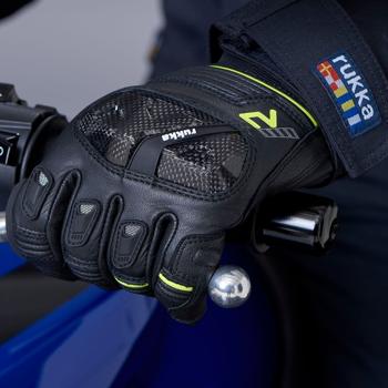 Motorcycle gloves