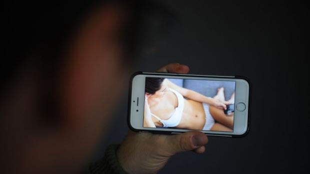 Cómo evitar los peligros del «sexting»