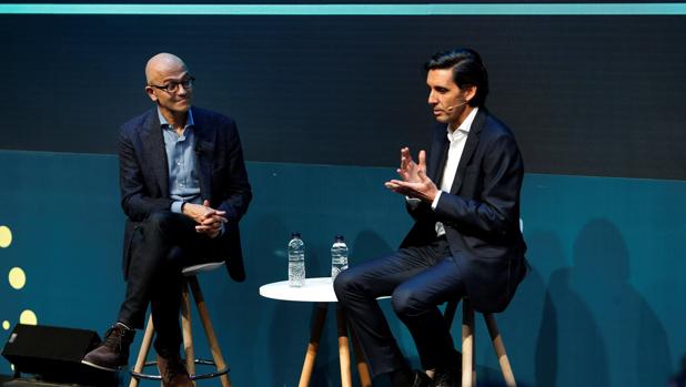 El presidente de Telefónica, José María Álvarez Pallete, y el CEO de Microsoft, Satya Nadella