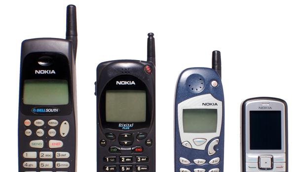 Lujosos y pesados: Así eran los primeros teléfonos móviles que llegaron a España