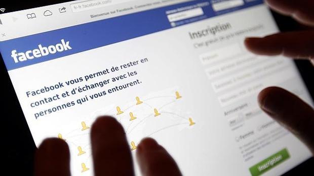 Cómo Facebook controla las 120 millones de cuentas falsas