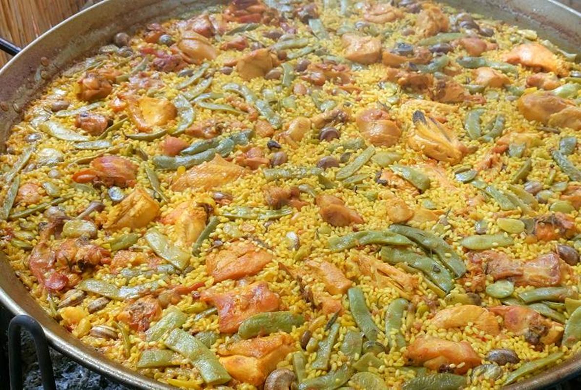 Un chef de 17 años de Córdoba cocina la «mejor paella del mundo»