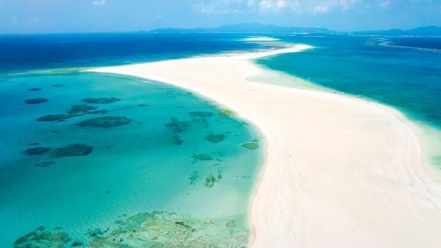 Playa de Hatenohama, en la isla de Kumejima, Okinawa