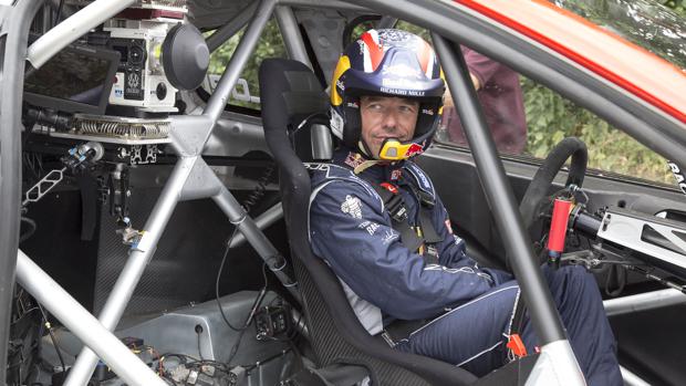 Sebastien Loeb, durante la grabación que ha servido de base a la nueva atracción