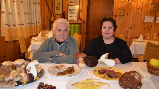 Gloria y Elías, propietarios de El Empalme