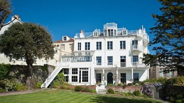 La casa museos de Hauteville House fue la residencia de Victor Hugo durante su exilio en la isla británica de Guernsey