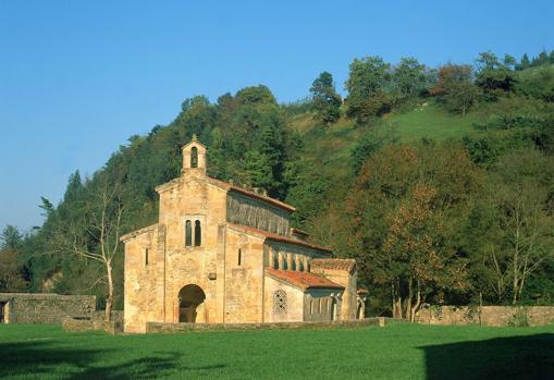 Monasterio de Santa María de Valdediós, en Villaviciosa, Asturias