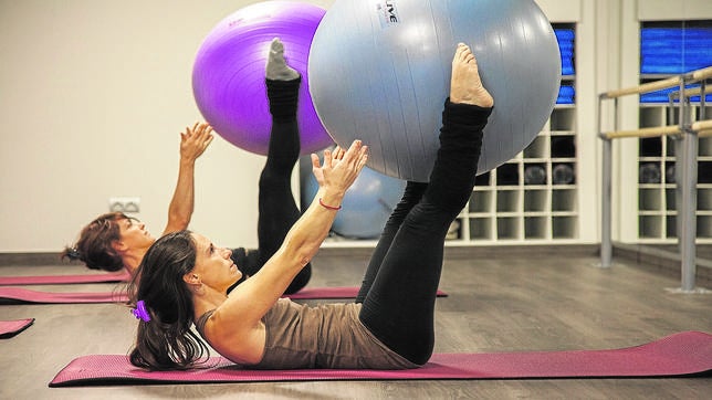 Postural Fit está pensado, entre otros, para quienes pasan mucho tiempo frente al ordenador